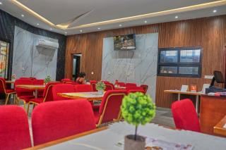 Hôtel Pyramide Douala - 6