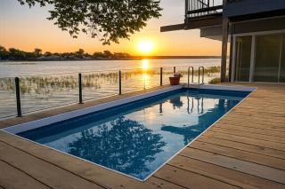 Lakefront withTreehouse & Pool, Hottub, Gameroom - 0