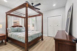 Sleeps 12 - Luxury Upscale House mins from Mercedes-Benz Stadium - 6