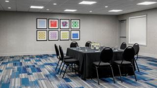 Holiday Inn Express Airdrie by IHG - 2