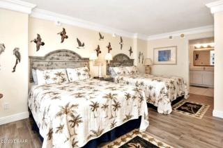 Oceanside Oasis w/full kitchen - 2