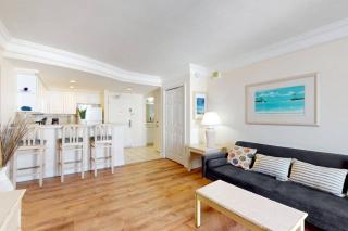 Oceanview Double balcony 1 bdrm - 3