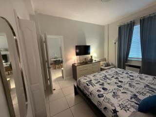 Quiet elegant SoBe retreat by Faena, walk to beach - 4