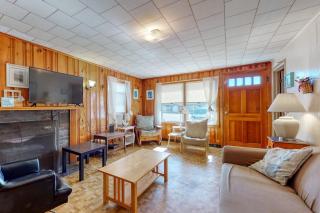 Beach Bungalow - 6