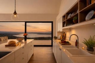 Luxury Glass Villa with Hot Tub & Sea Views - Connemara - 1