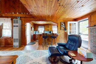 Lake House Retreat - 1