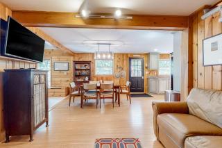 Marwood Lake Cottage - 2