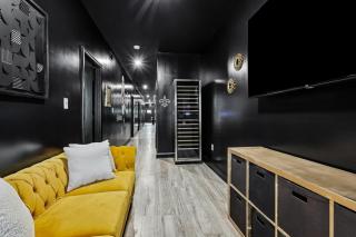 The Who Dat House, Luxury 5BR Near FQ - 4