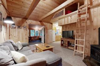 Lakeside Haven at Parker Pond - 9