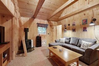 Lakeside Haven at Parker Pond - 5