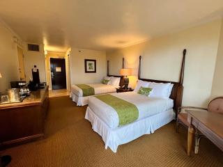 Oceanview Studio in Lihue Lobby Construction - 4