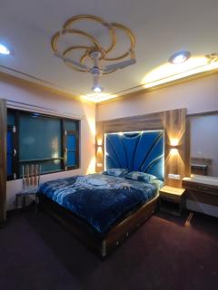 The Sapphire Retreat - 4