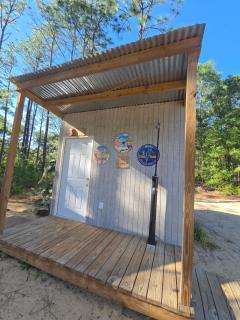 Relaxing retreat near manatees and lake - 2