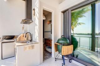 Bayside Paradise Mansion - 1