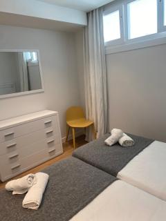 Luminoso apartamento en segunda línea playa 438 - 1