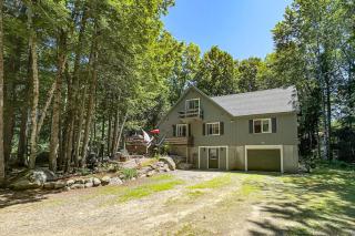 Pleasant Mountain Ski Chalet - 2