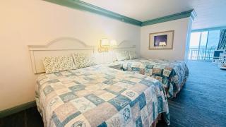 Steps to the Shore, Dreamy Oceanfront Condo Daytona Beach - 3