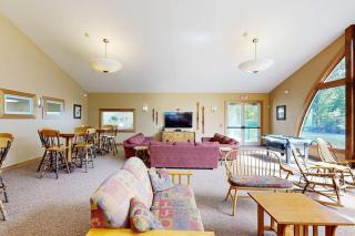 Mountainview Efficiency at Rivergreen - 2