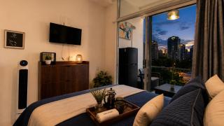 Balcony, 24 7 Self Check-in Long-Stay Ready Airport - 9