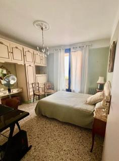 Apartment with Sea View - Private Parking - 5 min from airport - 3