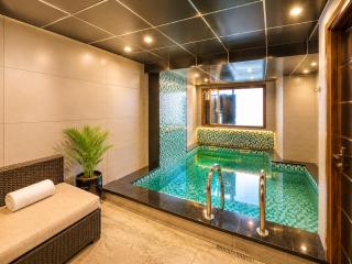 The Moksh DA Hotel A Premium Property Near Jaypee Hotel - 7
