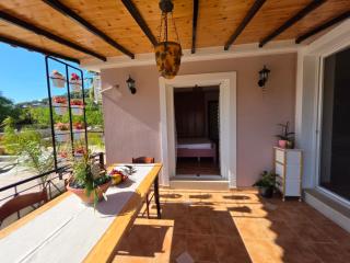 Elisabeta's Paradise - 3