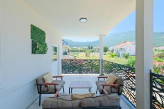 Tetra clover suites - 1