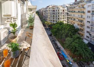 Spacious Apartment in the Heart of Thessaloniki - 0