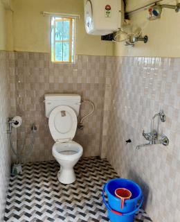 Travellers Hut Homestay Mawlynnong l Blossom Garden - 2