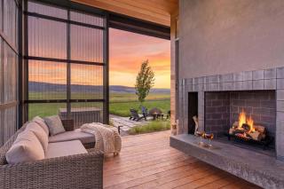 Architect-Designed Lux Estate Spa Mt view - 6