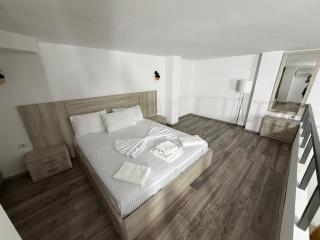 Sea Gate Apartments - 6