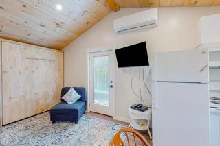 Shorebreeze Inn - 4