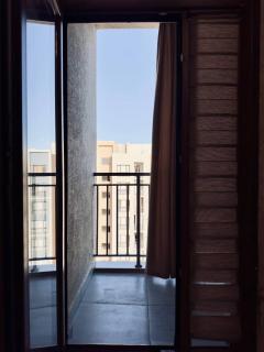Cozy 1-BR on 9th Floor Almazar City 25 - 2