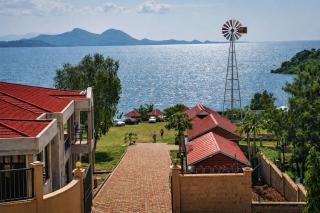 The Golden Rays Resort - 9