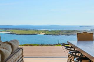 Luxury Glass Villa with Hot Tub & Sea Views - Connemara - 9