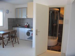 Apartment in Krasici 37 m2 170 meters from the sea - 3