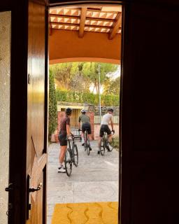 Luxury Villa in Girona with Indoor Pool & Garden Base for Costa Brava, France and Barcelona - 3