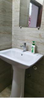 Hotel Neelkanth - 9