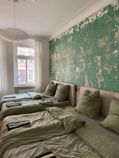 Altbau Apartment, 2 Parkplätze im Leipziger Westen, für Gruppen bis 8 Personen, 10 Minuten vom Zentrum - 4