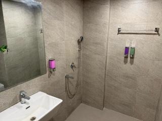 Floral Elegance Studio - Couple Fav - Bliss Suites - Expo Mart Gr Noida - 5