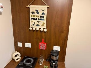 Floral Elegance Studio - Couple Fav - Bliss Suites - Expo Mart Gr Noida - 4