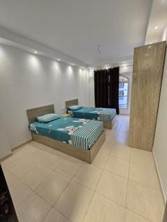 florenza Khamsin - 9