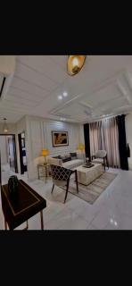 Golden Hour Suites - 8