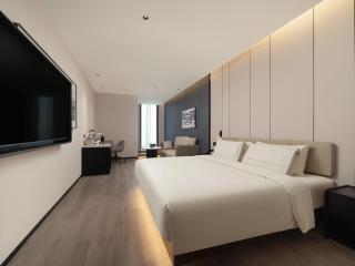 Atour Hotel Poly Zhongke Jinan West Station - 0