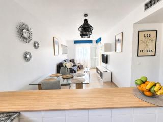 Apartamento El Calón, primera línea de playa, piscina y vista al mar - 7