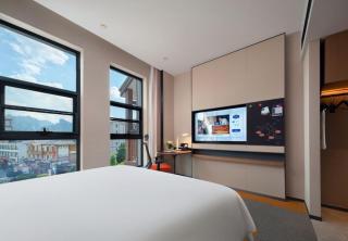 Hampton by Hotel Zhangjiajie National Forest Park-10min walk to biaozhi gate - 7