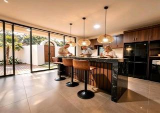 Luxury 3BR Tropical Villa Private Pool Bathtub Canggu - 7