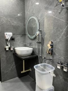 Ace Inn Hotel - 3