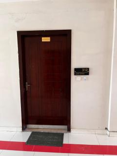 Luma Stays - Luxury 2BHK in D-12 with Margalla View - 9