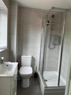 Cheltenham Corporate House| Spa Stn 3 min| Parking - 1